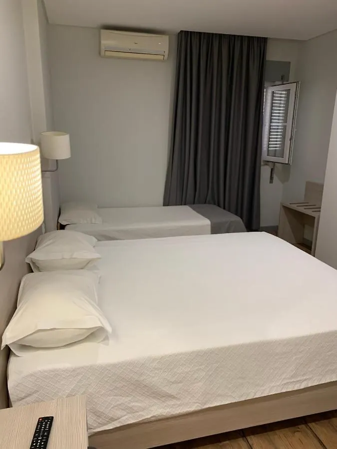Fonte Luminosa Guest House Lisbon